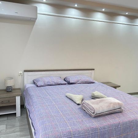 Apartament Deluxe Karina-Free Parking Burgasz Kültér fotó