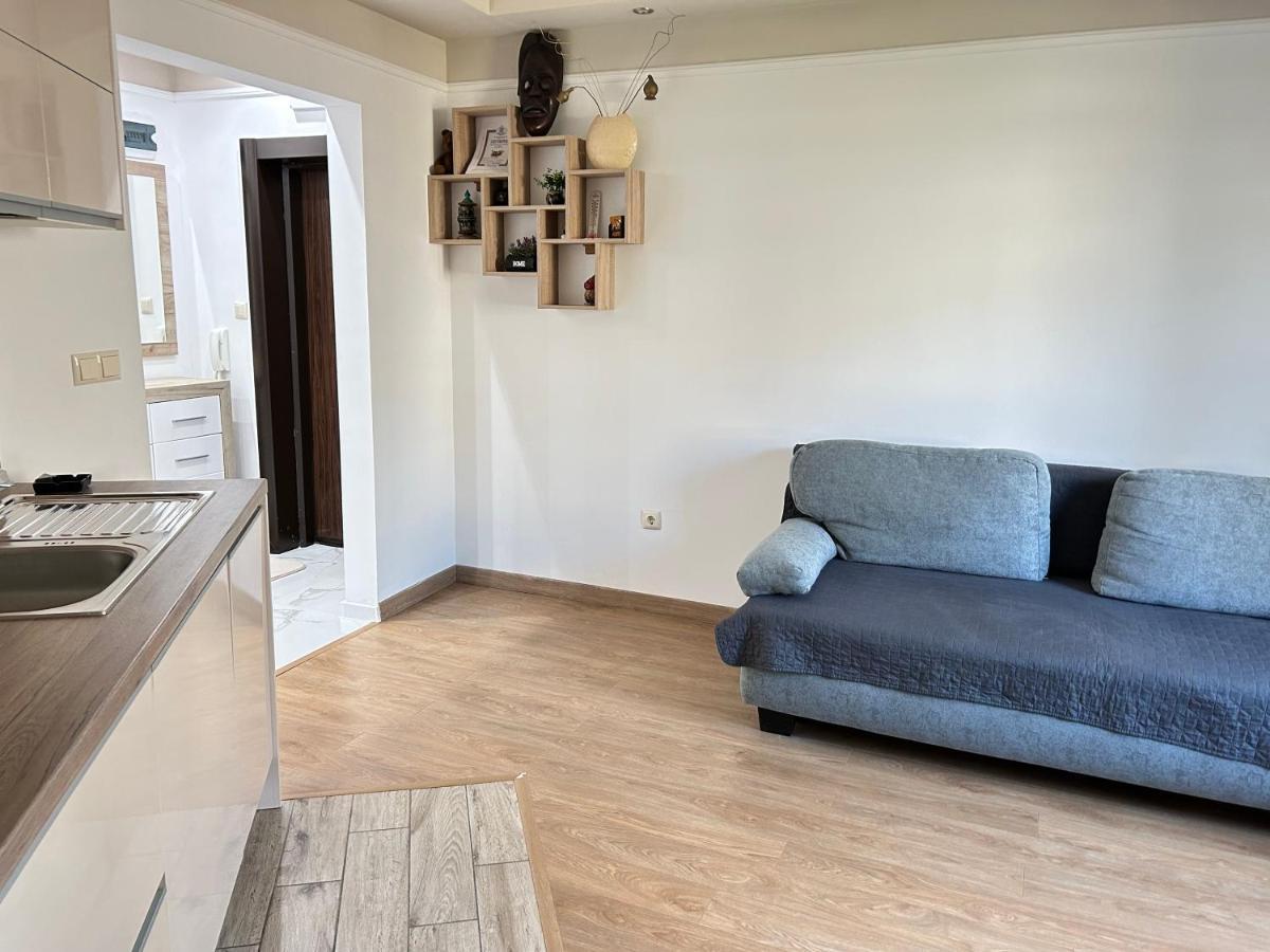 Apartament Deluxe Karina-Free Parking Burgasz Kültér fotó
